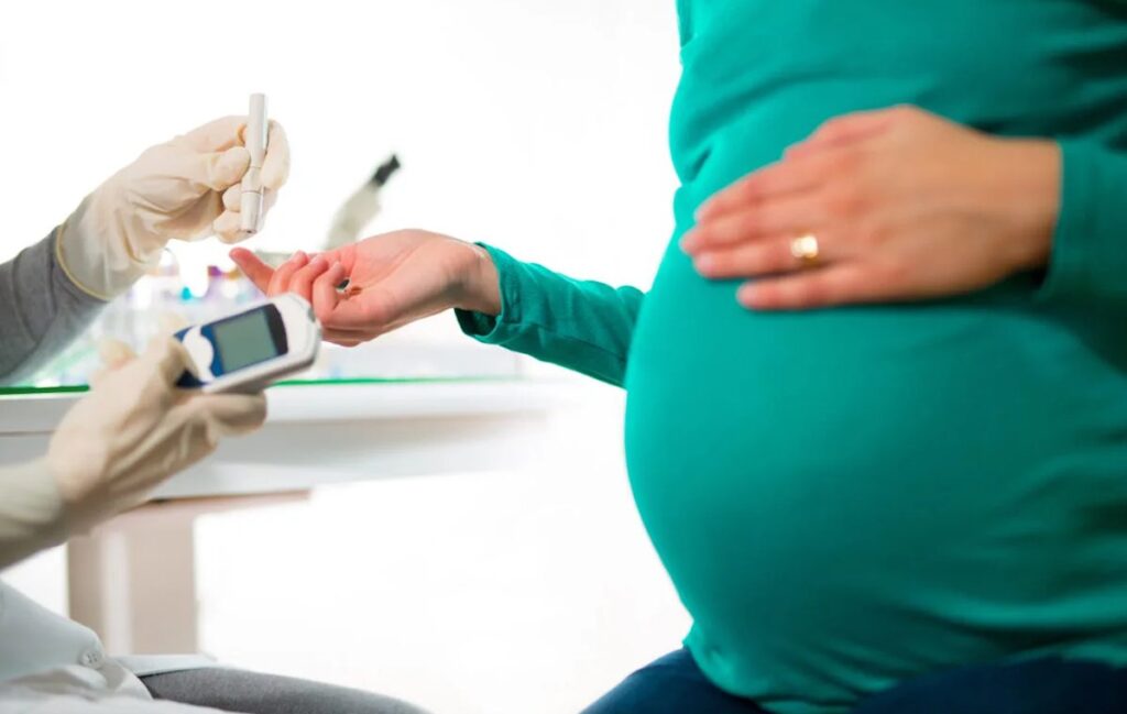 تست غربالگری گلوکز در هفته ۲۵ بارداری